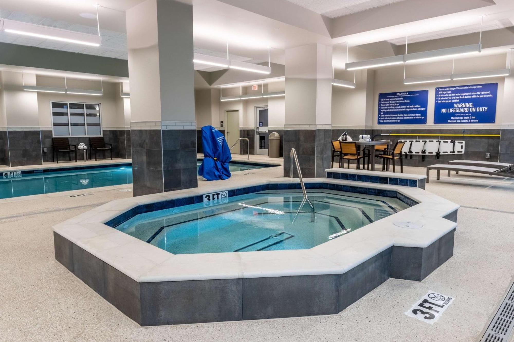 Drury Plaza Hotel College Station Exterior foto